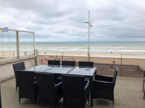Appartement 85 m2 front de mer grande terrasse magnifique vue panoramique